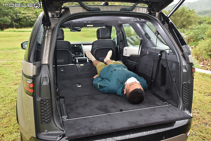 Land Rover Discovery D250 R-Dynamic SE小改款試駕|適合多人同享的豪華七座SUV!