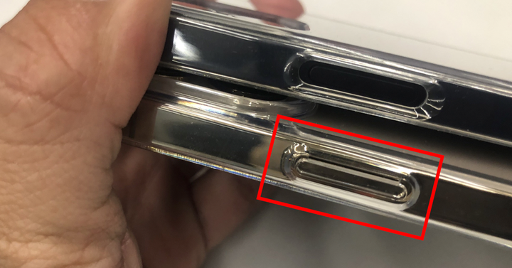 iPhone 12換13兩代透明殼比較,CRUSH / ALOS lite開箱