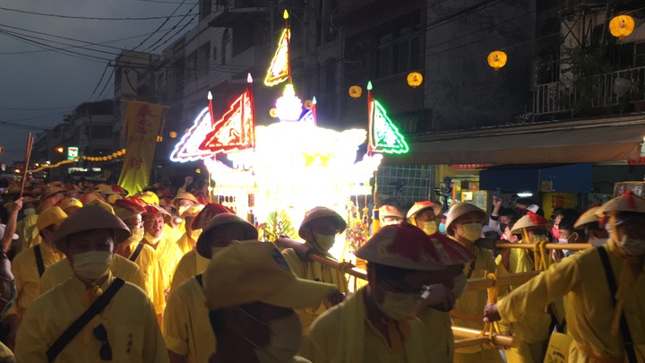 王 的 巡 禮 - 東 港 迎 王