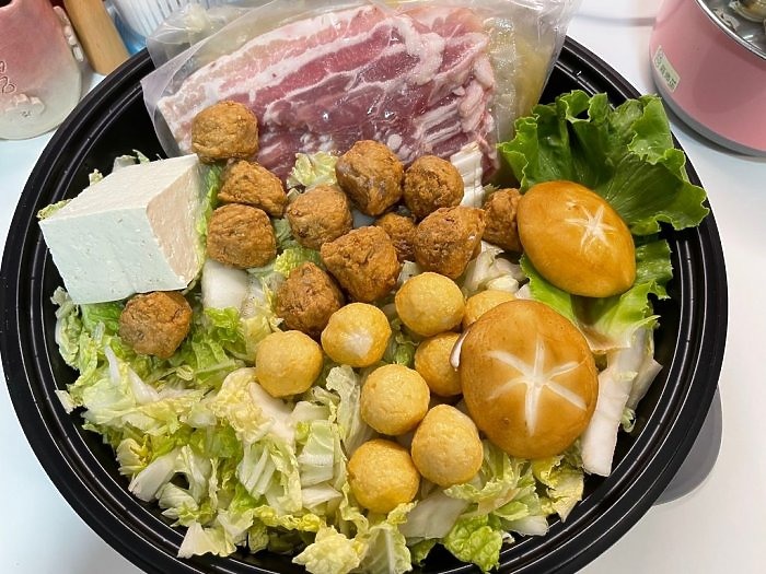 點我看大圖 Costco回購N次的酸菜白肉鍋