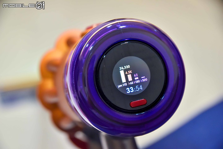 Dyson V12 Detect Slim Total Clean無線吸塵器試用|貓奴必備清潔神器!(附V8 Slim比較)