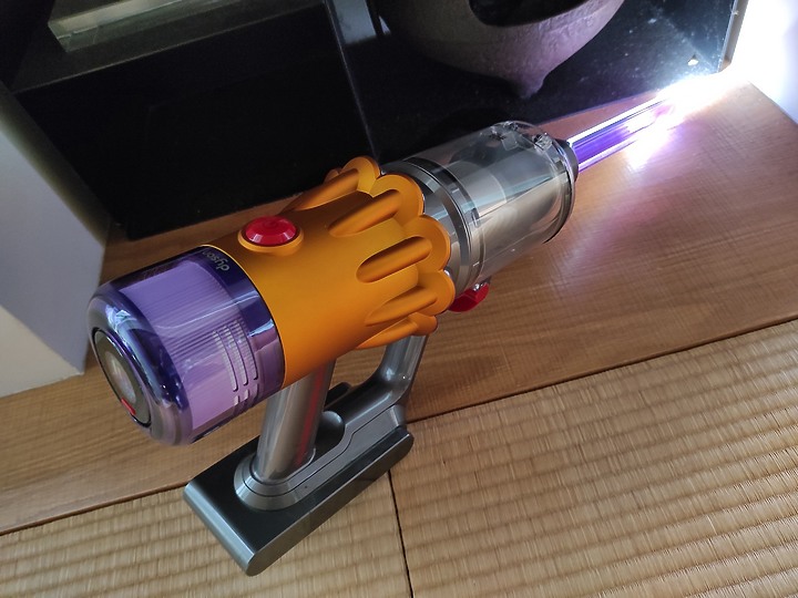 <<真實清潔>> Dyson V12 Detect™ Slim Total Clean 體驗心得分享<<數據認證>>