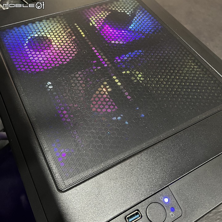 我的一咖舊款 TT 平躺式機殼 Core V21