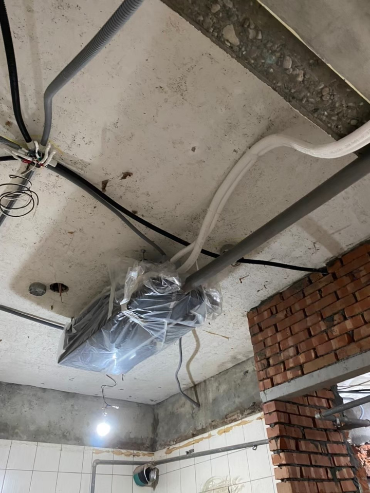 老屋翻新過程紀錄~冷氣、泥作防水