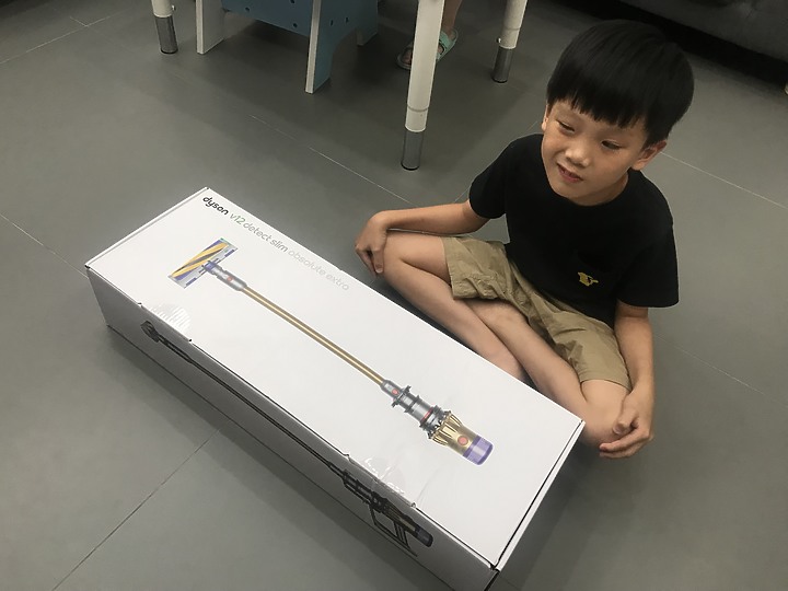 [體驗分享] Dyson/ V12 Detect™ Absolute Extra 完整再進化的手持吸塵好利器!!