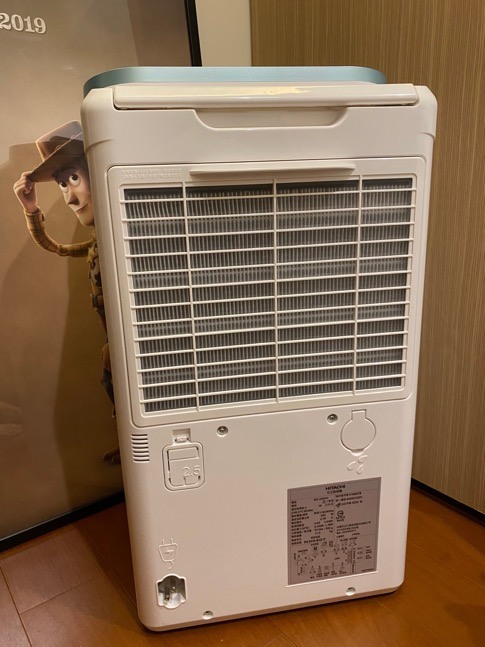 開箱 日立除濕機