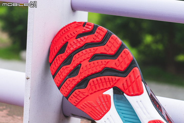 ASICS GEL-KAYANO 28 評測報告｜追求極致的支撐、穩定