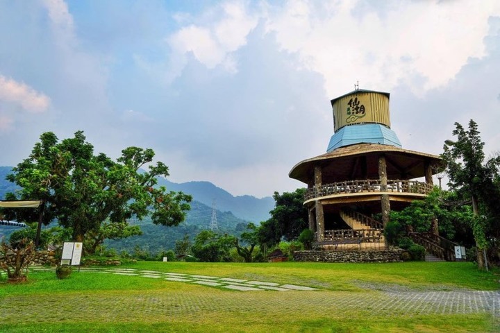 《俗女養成記》取景地！「天空之鏡」無邊際泳池仙氣破表！