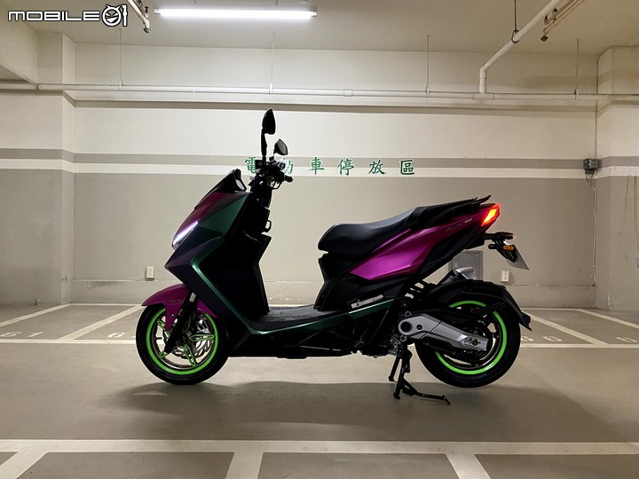 點我看大圖 國產速可達新旗艦-Kymco KRV 試乘記