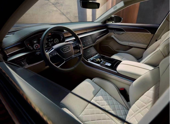 Maybach S出現對手了！ Audi A8 Horch創始人版發表