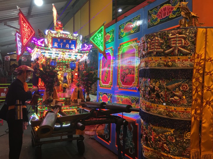 王 的 巡 禮 - 東 港 迎 王