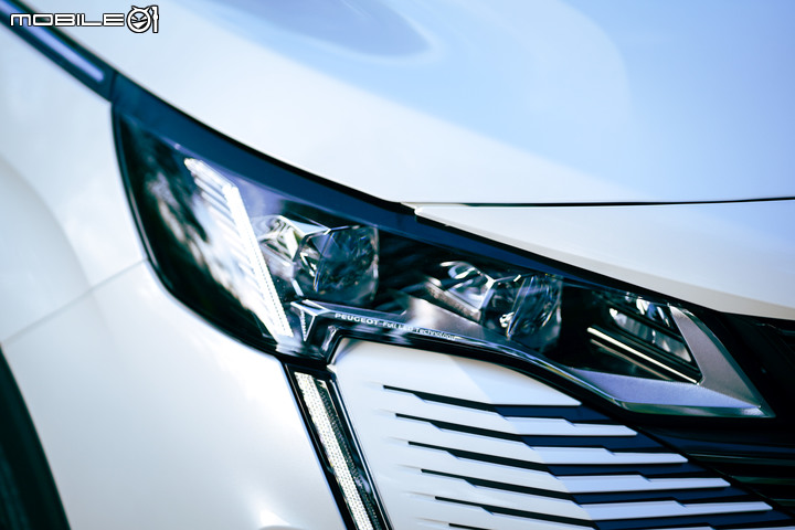 160萬的休旅選擇 2021 PEUGEOT 3008 1.6 GT
