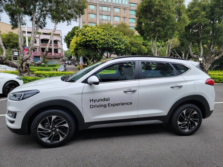 :::光之羽翼::: 第4代Hyundai Tucson L 靜態賞車