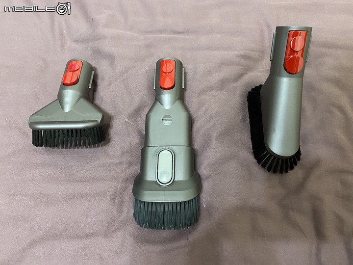Dyson V12 Detect Slim Total Clean無線吸塵器，智慧雷射科技，微塵無所遁形