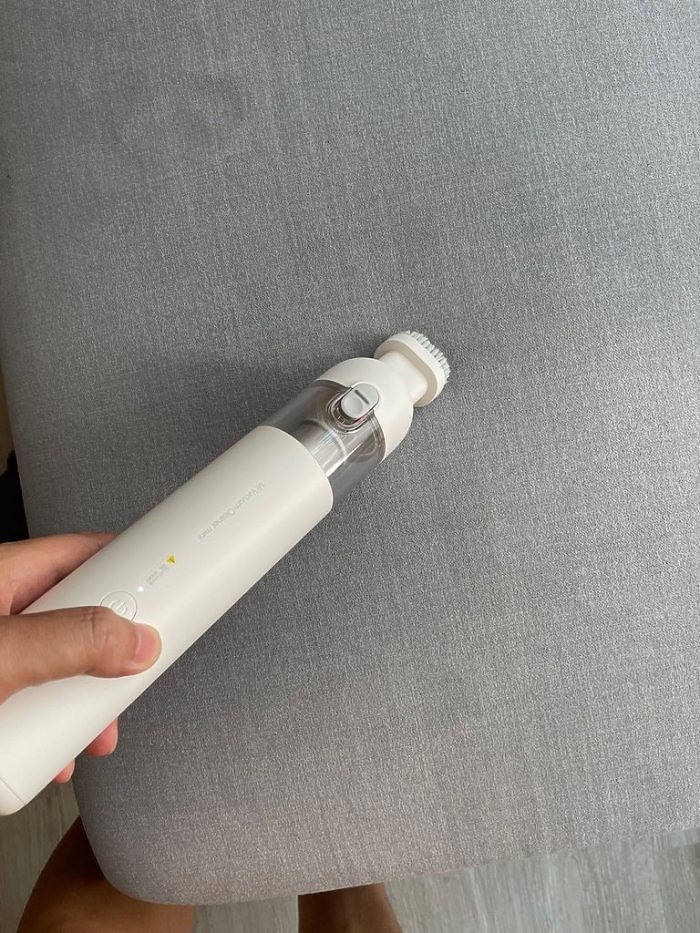 點我看大圖 「開箱」長得像保溫瓶的無線吸塵器