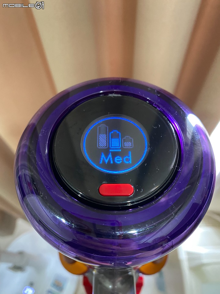 點我看大圖 【開箱】還給我一塵不染的地板!!輕.美.科技感的Dyson V12 Detect™ Slim Total Clean吸塵器