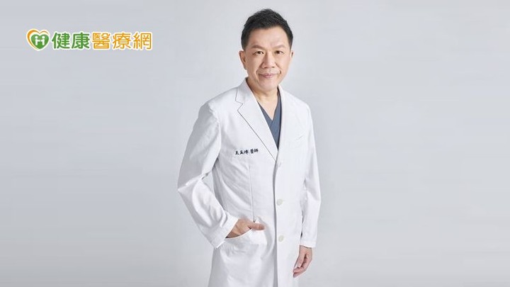 提拉嘴邊肉超有感！「QG電音雙波」快速找回緊緻輪廓線
