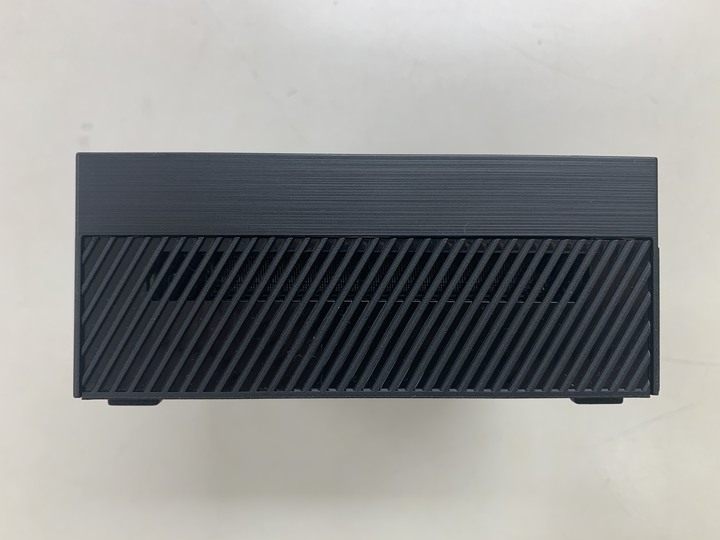 【開箱】簡易開箱ASUS PN62S MiniPC