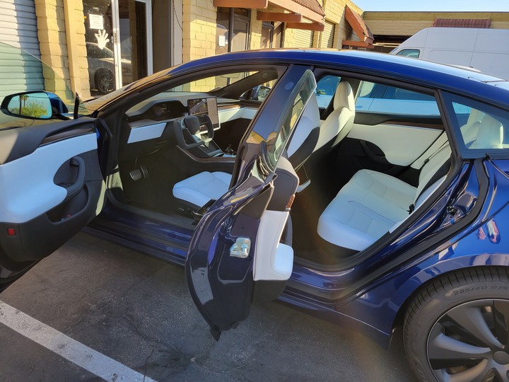 Model S Plaid