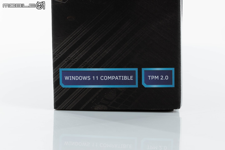 MSI Z690 Unify 主機板+S360 AIO 水冷媒體測試套組開箱 質感滿滿的誠意展現