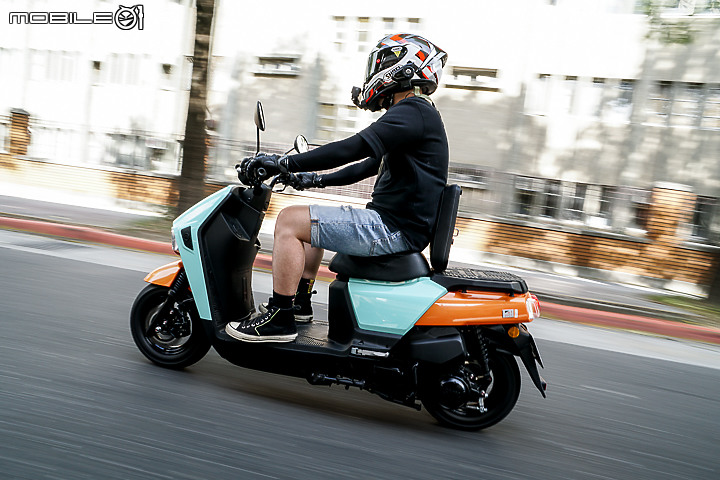 SYM 4MICA 150 試駕|大空間加速有勁 都會騎乘超舒適