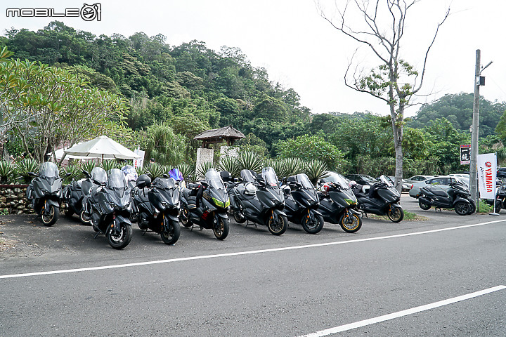 【採訪】YAMAHA 重機車主山野露營去！YJT 重機女子隊帶隊入住新竹頂級奢華帳！