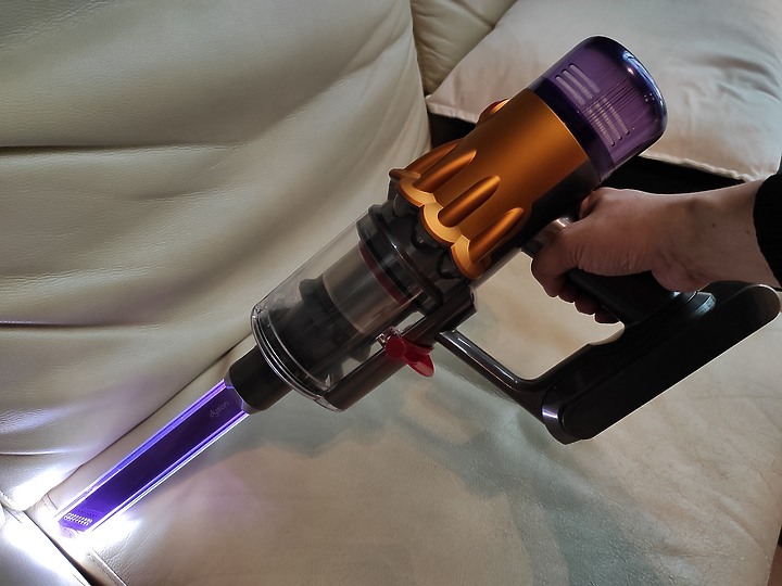 <<真實清潔>> Dyson V12 Detect™ Slim Total Clean 體驗心得分享<<數據認證>>