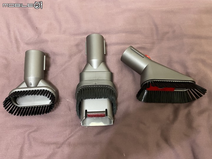 Dyson V12 Detect Slim Total Clean無線吸塵器，智慧雷射科技，微塵無所遁形