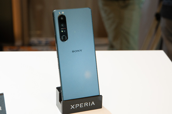 Xperia 1 III添秋意 下月推出「消光綠」限量新色秀秋冬時尚