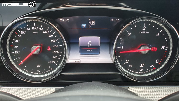 2017 M-Benz E220d Avantgarde 簡單試駕---當消費者不再需要它?