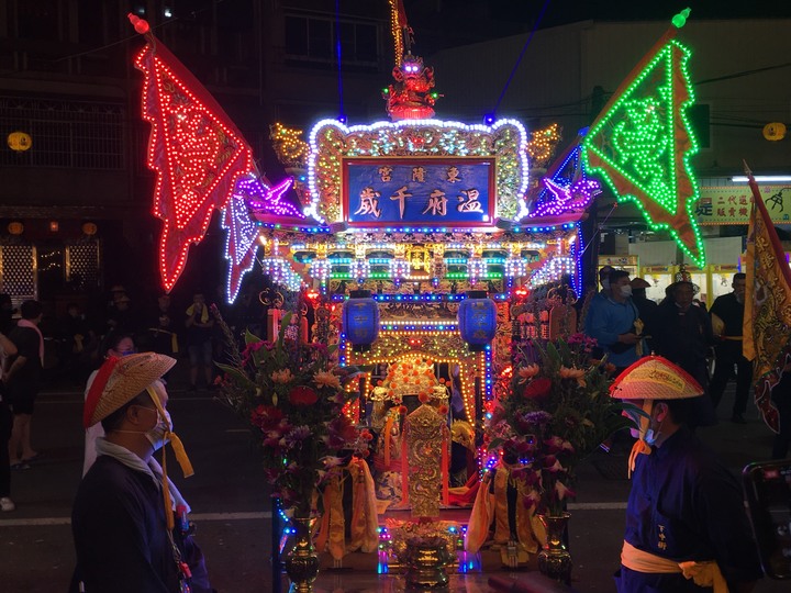 王 的 巡 禮 - 東 港 迎 王
