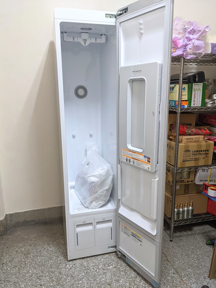 點我看大圖 【試用招募】LG styler輕乾洗,殺菌除蟎一把罩,亞麻紋象牙白 E523IR