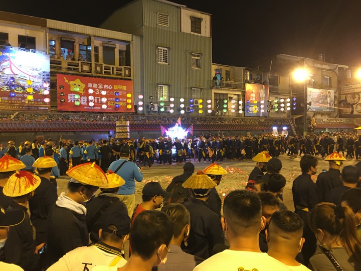 王 的 巡 禮 - 東 港 迎 王