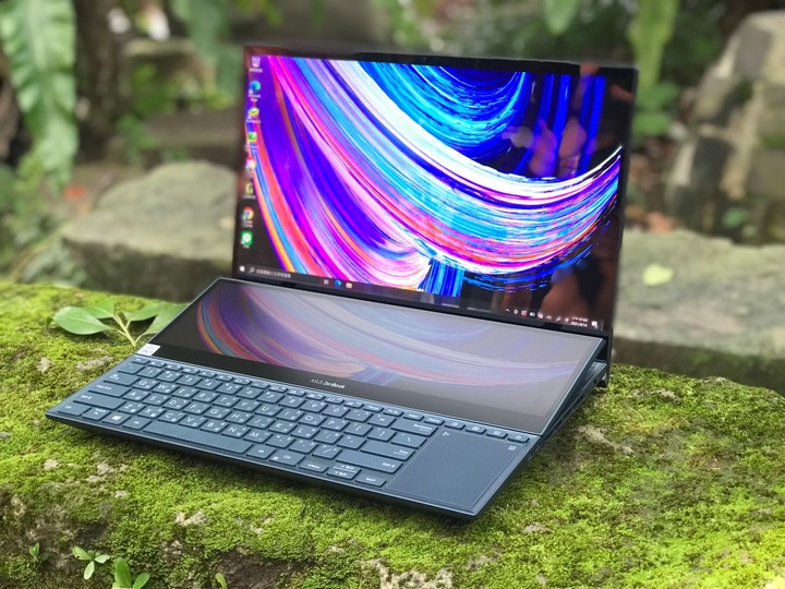 [OL 出任務 ] Zenbook UX 582 OLED 雙螢幕筆電，找出自我獨特的多工潮流