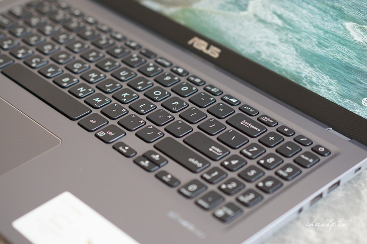 小孩用這台就足夠,壞掉也不心疼的 ASUS X515分享