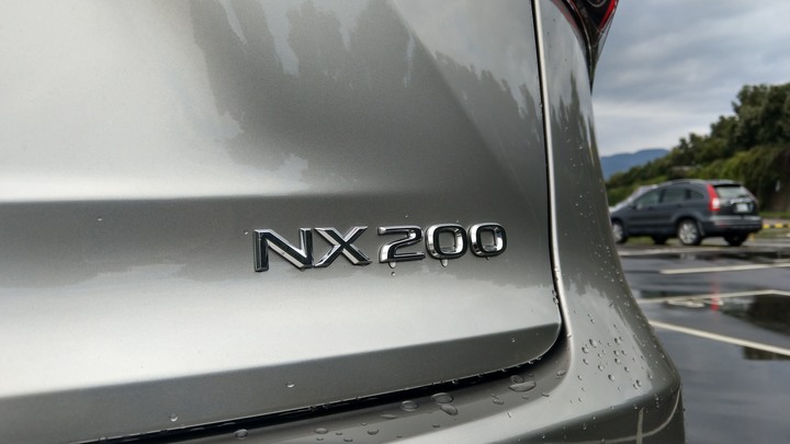 2021 Lexus NX 200折2X萬，開箱啦~