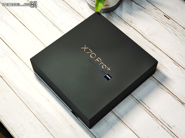 「 多圖開箱 」年度旗艦 Vivo X70 Pro+ 深度開箱實測 - 2021 最強旗艦手機王者、各方面都接近完美