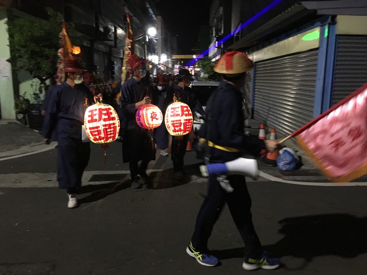 王 的 巡 禮 - 東 港 迎 王