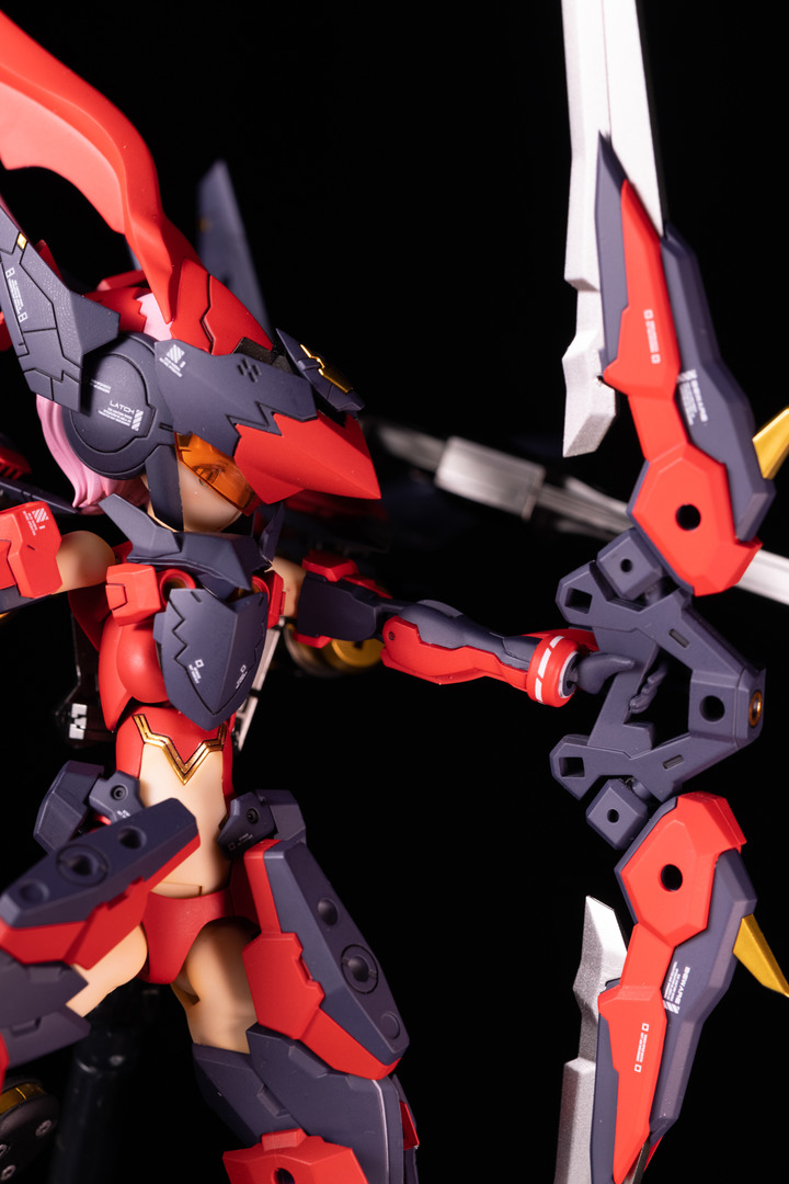 【作品分享】壽屋 女神裝置 09 白梟 特裝型