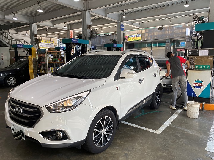 2015 柴油2.0 ix35 關箱文