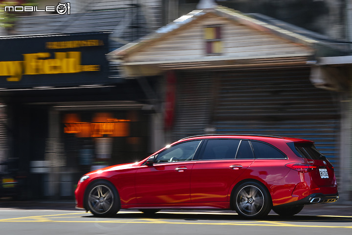 Mercedes-Benz新款C200 Estate運動版試駕|科技感倍增,再次建立全新高度!