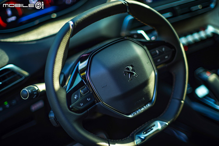 160萬的休旅選擇 2021 PEUGEOT 3008 1.6 GT