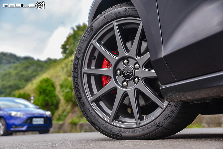 Ford Focus 四門ST-Line Lommel X 試駕|加配備不加價,顏值、科技再升級!