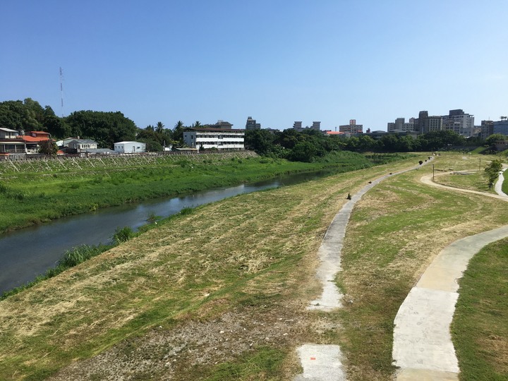 騎 向 洄 瀾 ( 花 蓮 市 ) 單 車 之 旅