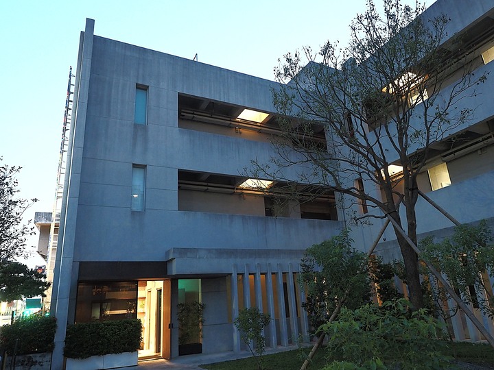 鼓山區 永添藝術。金馬賓館當代美術館 — 冷戰時期軍事建築,重新出發詮釋現代藝術