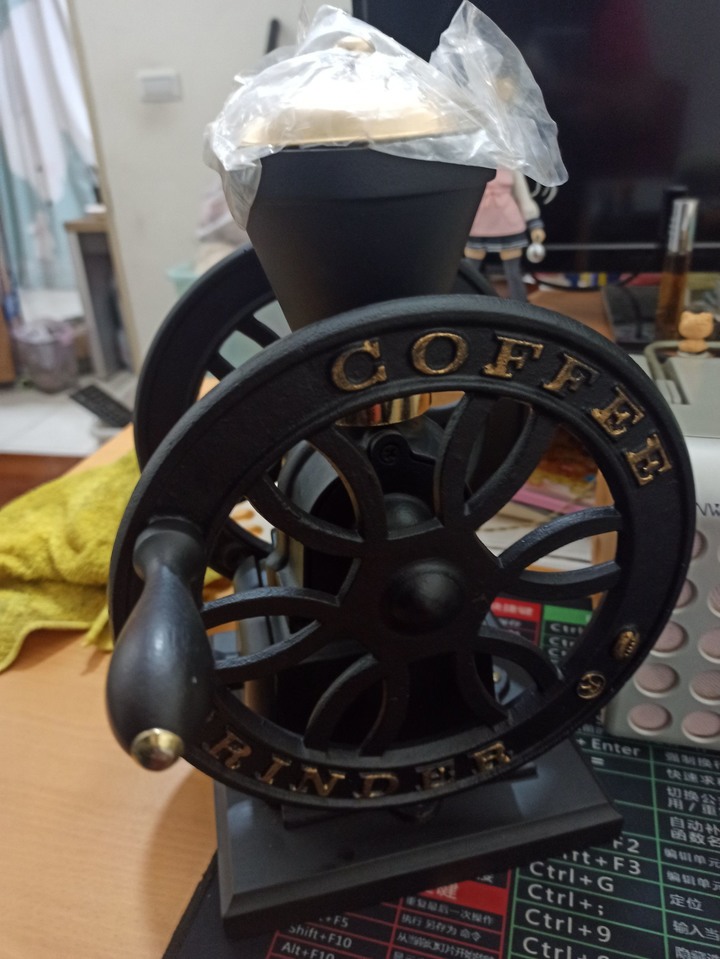 請問有人研究過這台手磨嗎