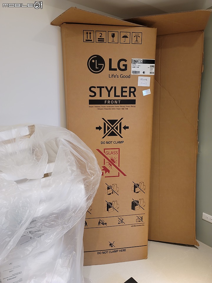 魔鏡啊魔鏡，誰是世上最...美的衣櫥? 當然是"LG styler 蒸氣電子衣櫥PLUS五件組" 【體驗】