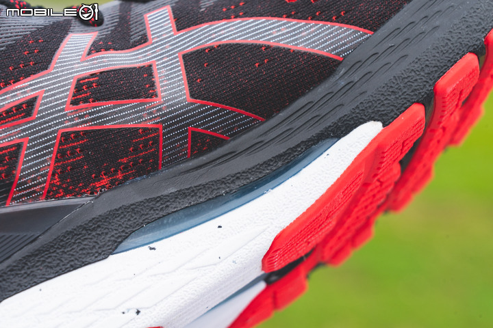 ASICS GEL-KAYANO 28 評測報告|追求極致的支撐、穩定