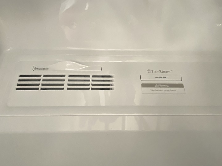 [體驗分享] LG styler Plus 蒸氣電子衣櫥，一款疫情環境下值得融入家中裝潢的智慧家電!!
