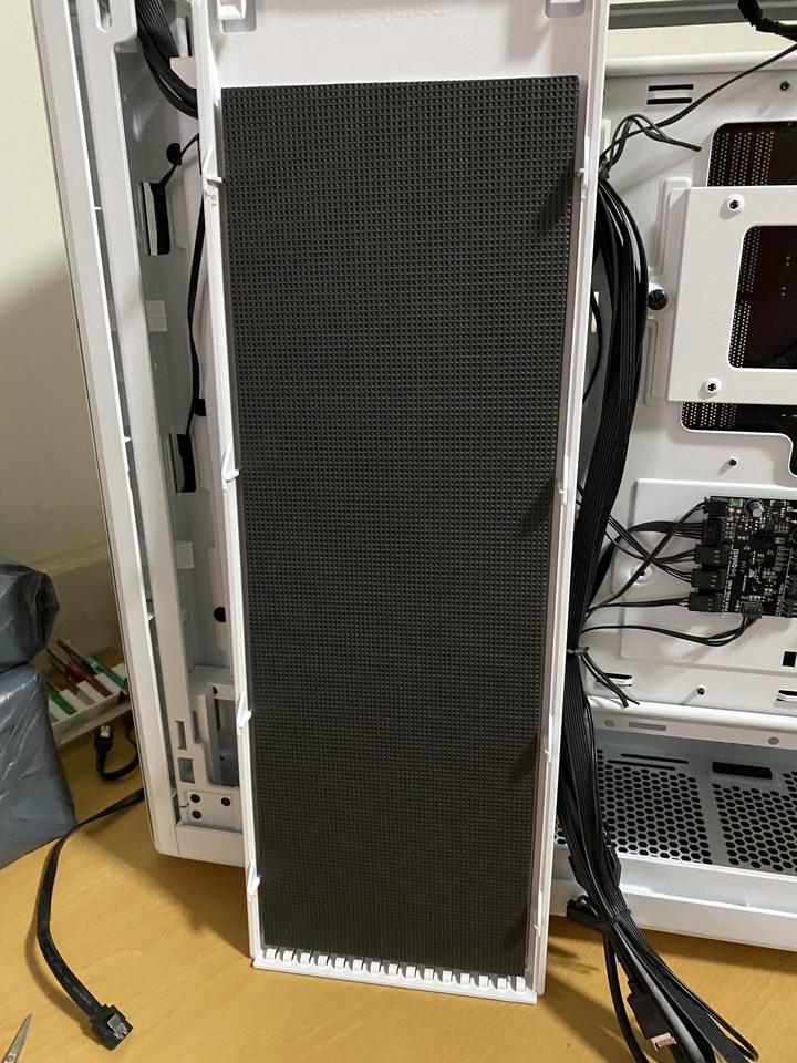 be quiet! SILENT BASE 802 Window White 靜音機殼，簡易開箱